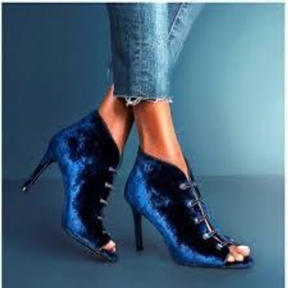 Enzo Angiolini Holiday Blue Velvet Peep Toe Lace-Up Ankle Booties Heels 7